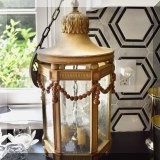 DL17. Vintage lantern hanging light. 